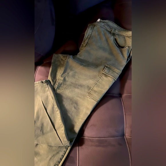 Old Navy Rockstar Jeans - Picture 1 of 4